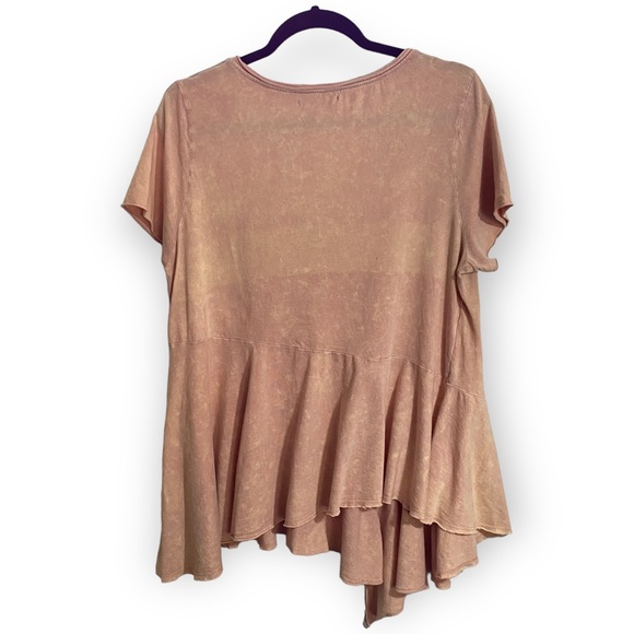 2for$30 ANTHROPOLOGIE Eri &Ali Acid Wash Asymmetrical T Shirt Pink Peach Medium - Picture 2 of 12